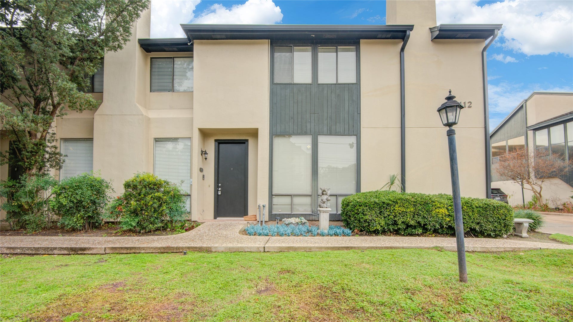 1112 Bering Drive, #68, Houston, TX 77057 1112 Bering Drive, #68, Houston, TX 77057