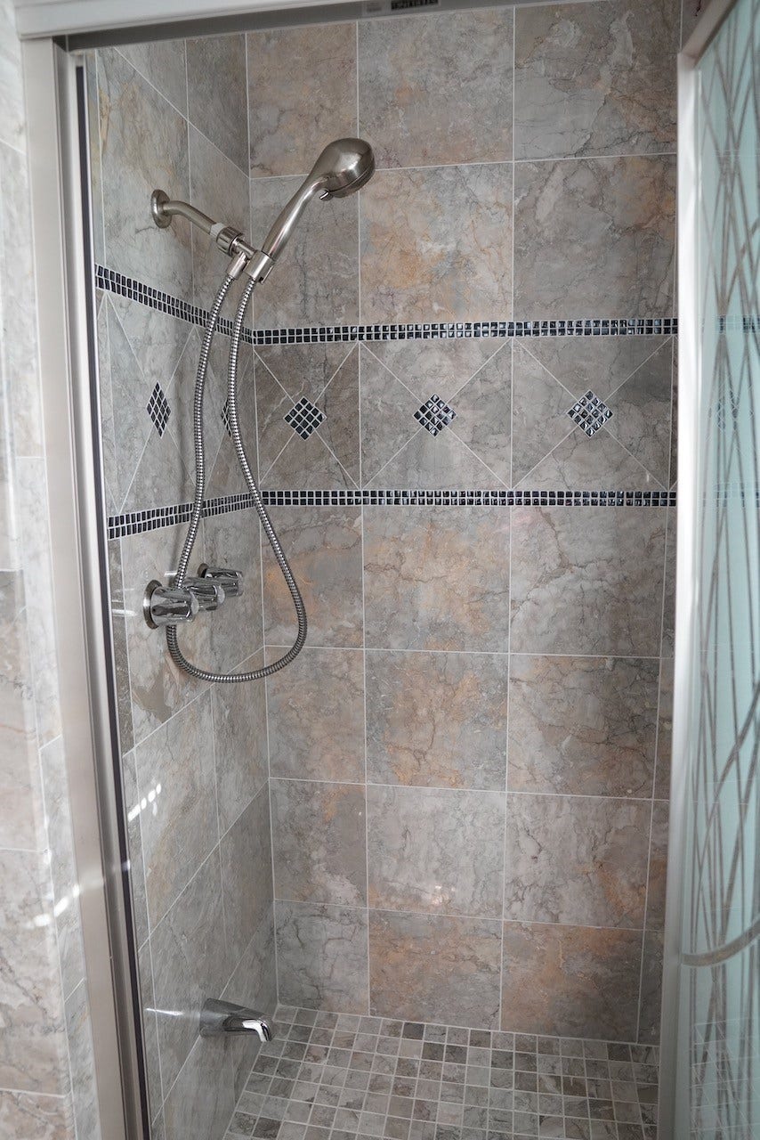 5715 Portal Drive, Houston, TX 77096 5715 Portal Drive, Houston, TX 77096
