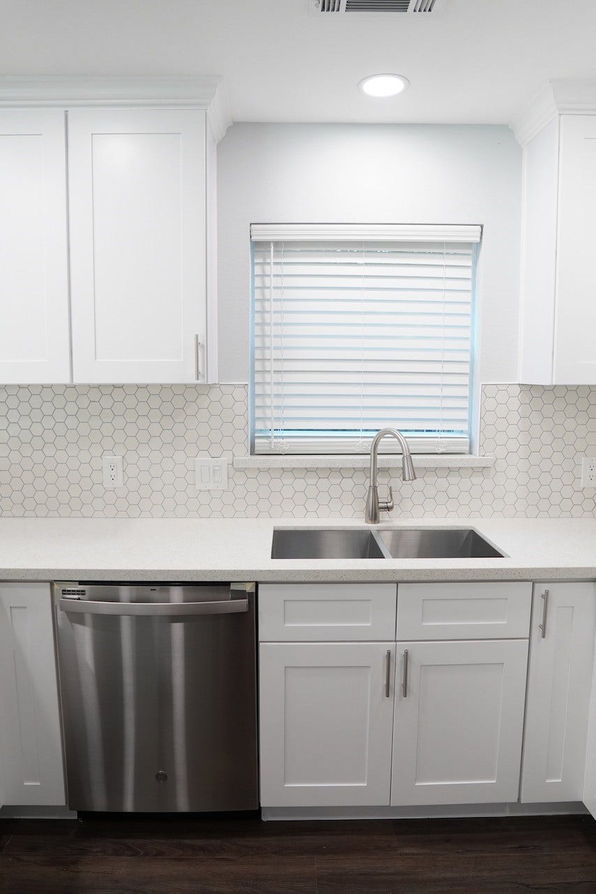 5715 Portal Drive, Houston, TX 77096 5715 Portal Drive, Houston, TX 77096
