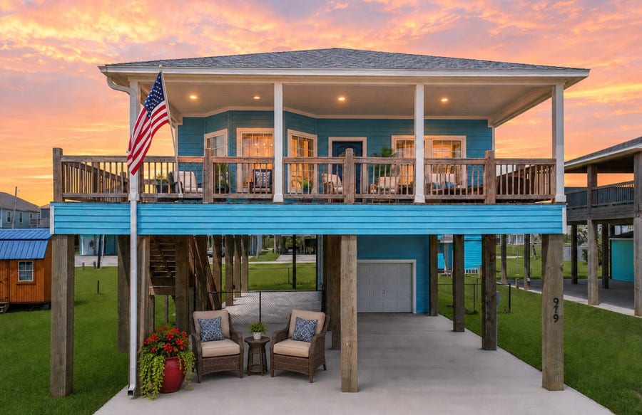 Property photo for 979 Fisherman Drive S, Crystal Beach, TX