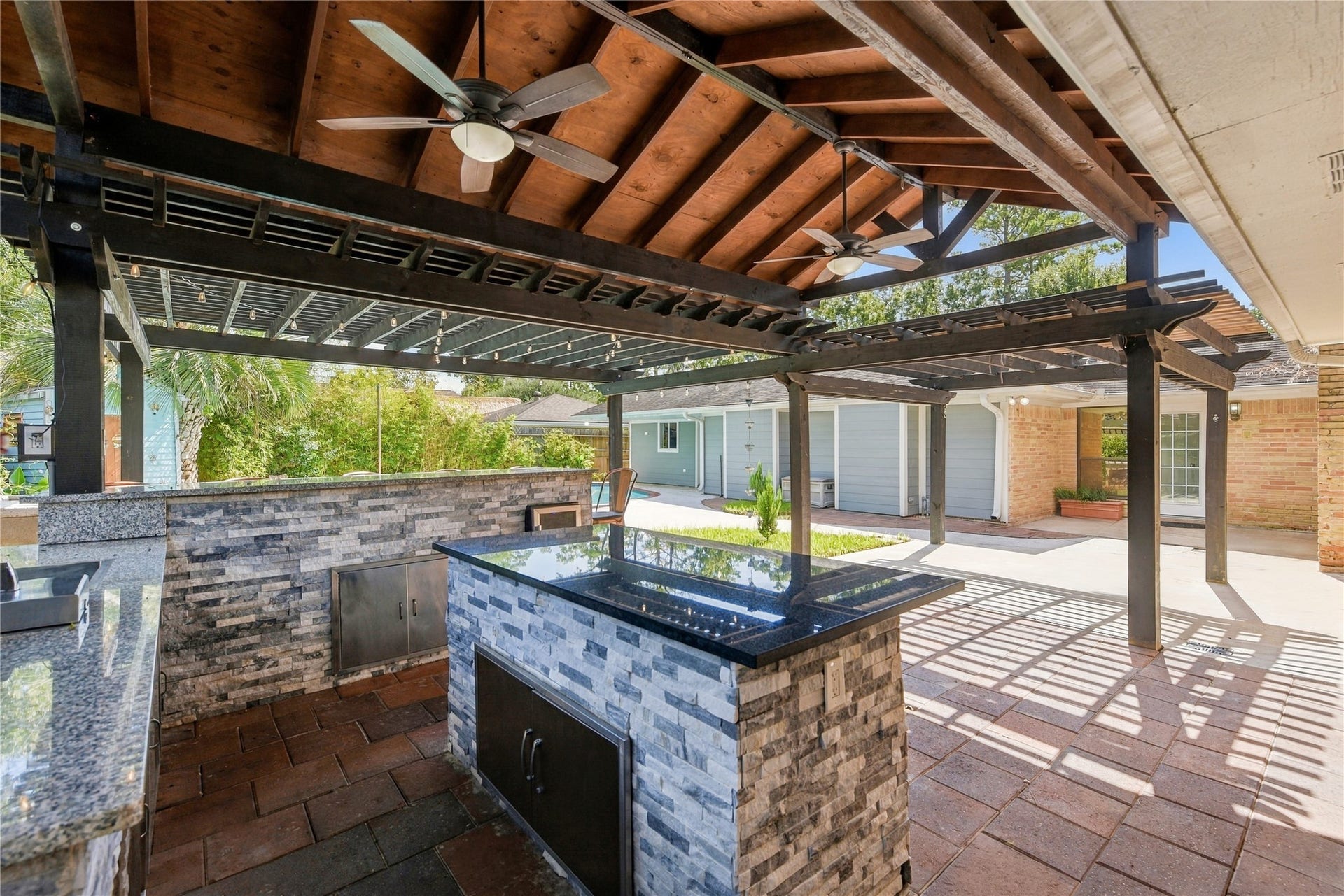 2711 WILLIAMSBURG DRIVE, Dickinson, TX 77539 2711 WILLIAMSBURG DRIVE, Dickinson, TX 77539