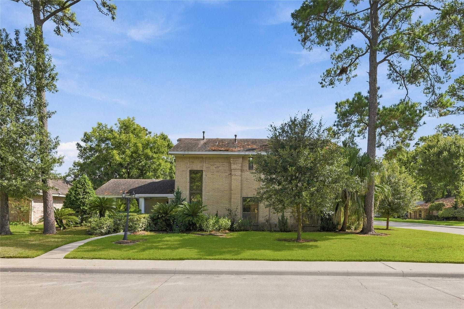 2711 WILLIAMSBURG DRIVE, Dickinson, TX 77539 2711 WILLIAMSBURG DRIVE, Dickinson, TX 77539