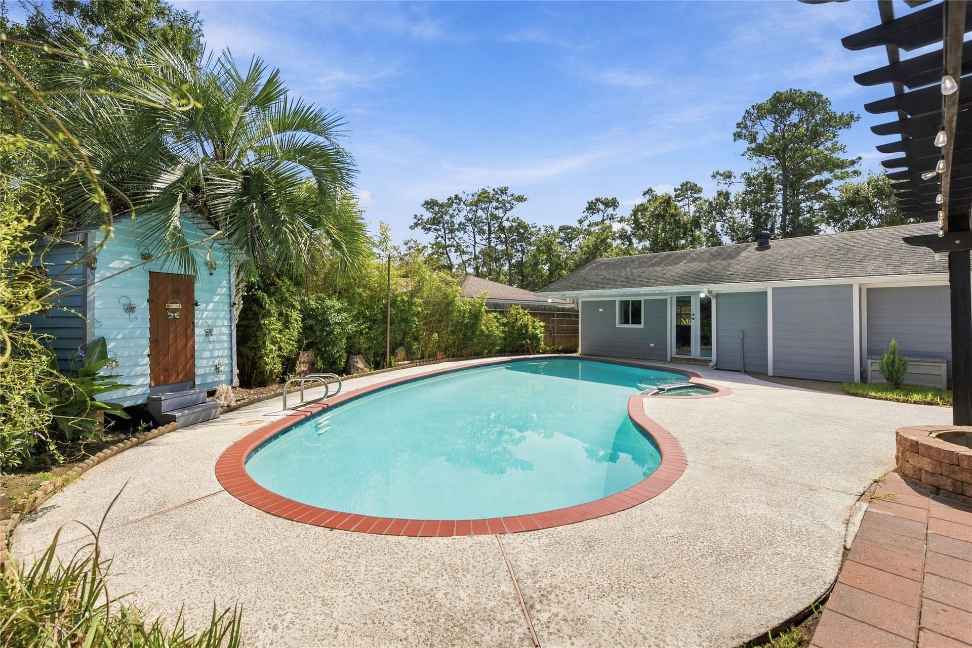 2711 WILLIAMSBURG DRIVE, Dickinson, TX 77539 2711 WILLIAMSBURG DRIVE, Dickinson, TX 77539