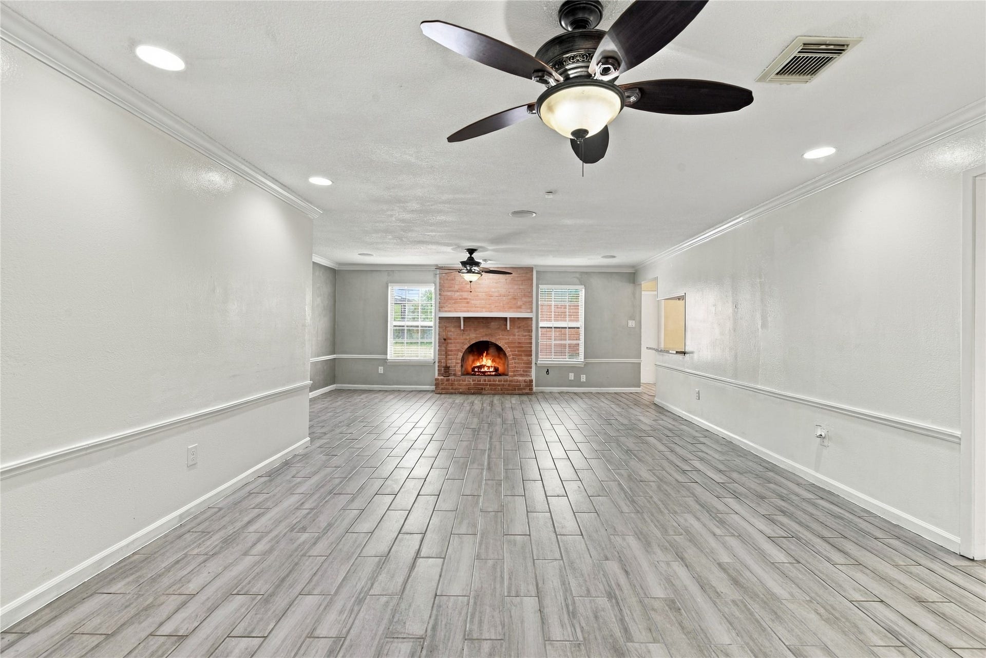 2711 WILLIAMSBURG DRIVE, Dickinson, TX 77539 2711 WILLIAMSBURG DRIVE, Dickinson, TX 77539