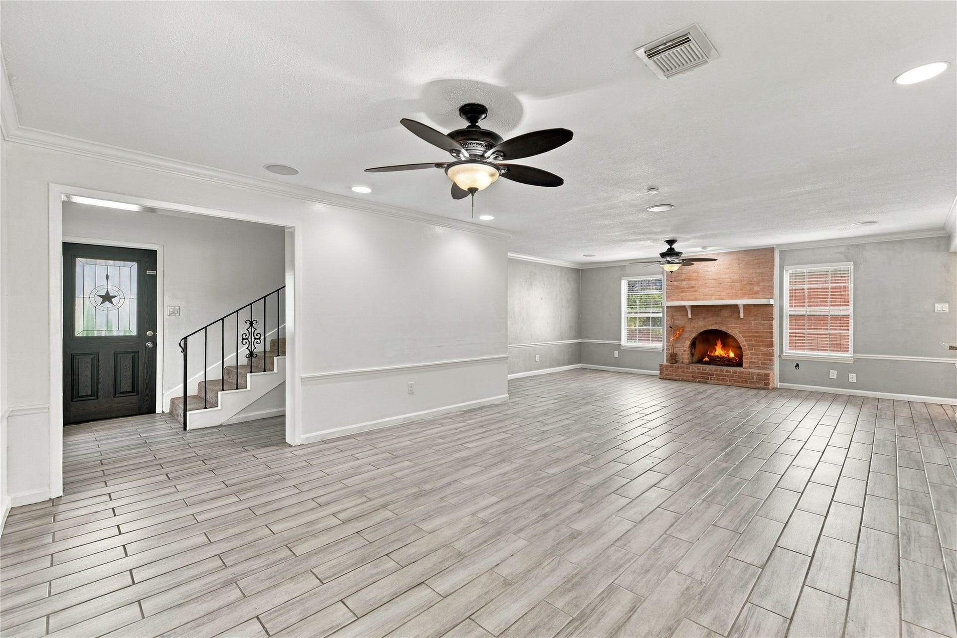 2711 WILLIAMSBURG DRIVE, Dickinson, TX 77539 2711 WILLIAMSBURG DRIVE, Dickinson, TX 77539