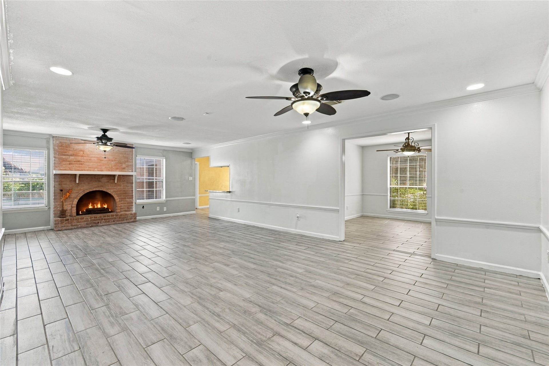 2711 WILLIAMSBURG DRIVE, Dickinson, TX 77539 2711 WILLIAMSBURG DRIVE, Dickinson, TX 77539