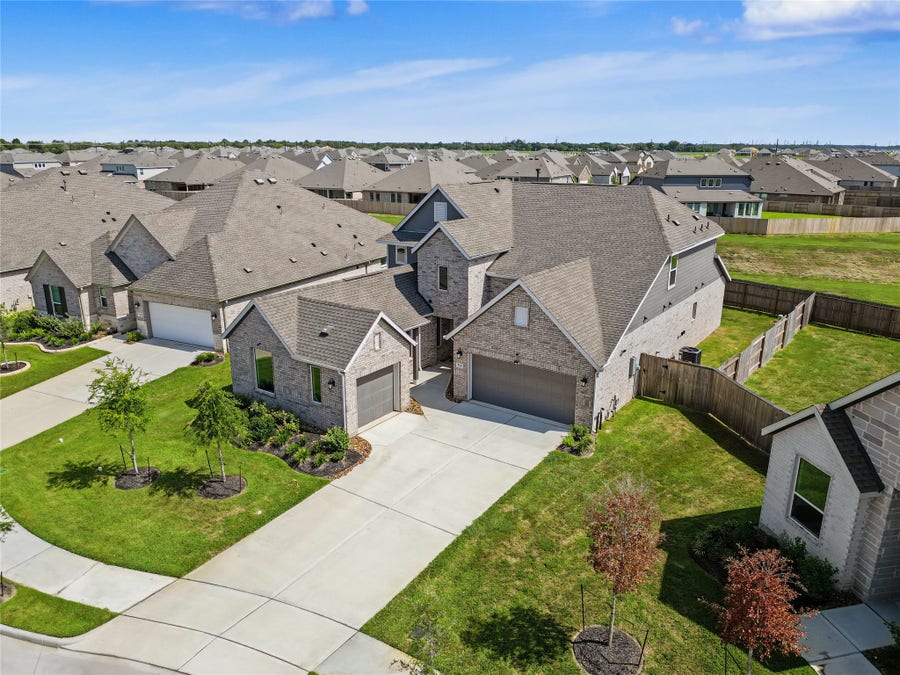 Property photo for 5343 Pompano Loop, Baytown, TX