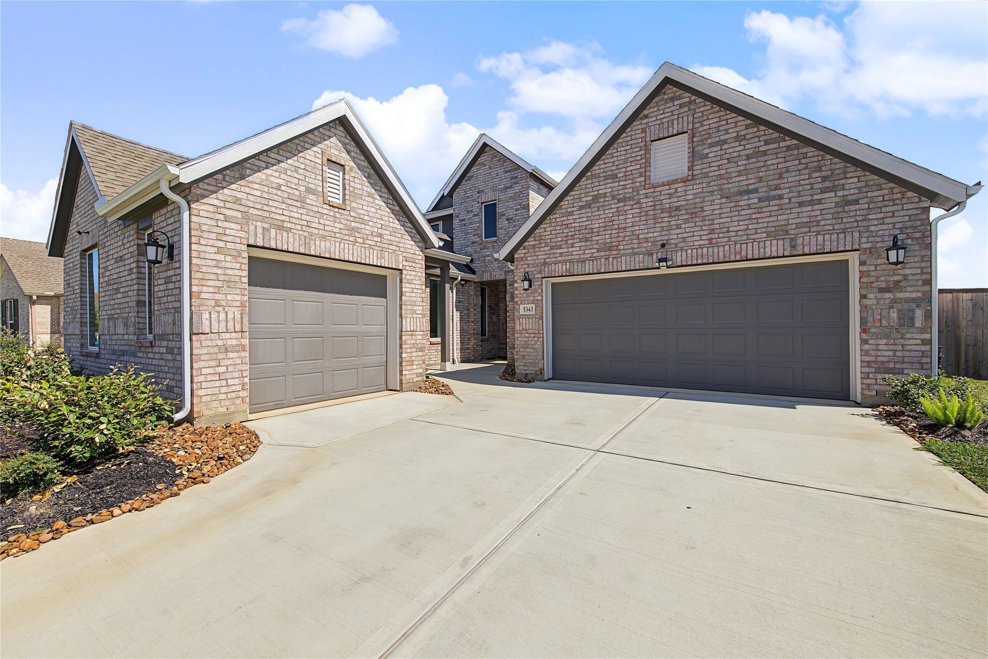 5343 Pompano Loop, Baytown, TX 77521