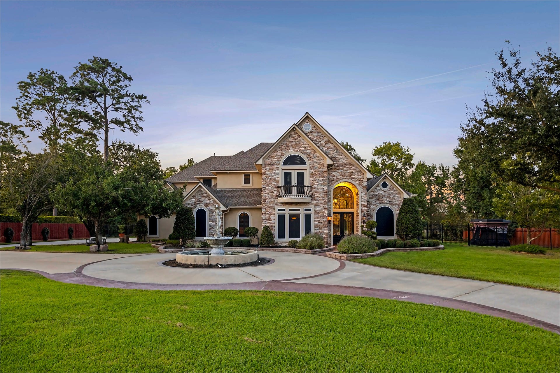 7806 Bent Green Lane, Spring, TX 77389 7806 Bent Green Lane, Spring, TX 77389