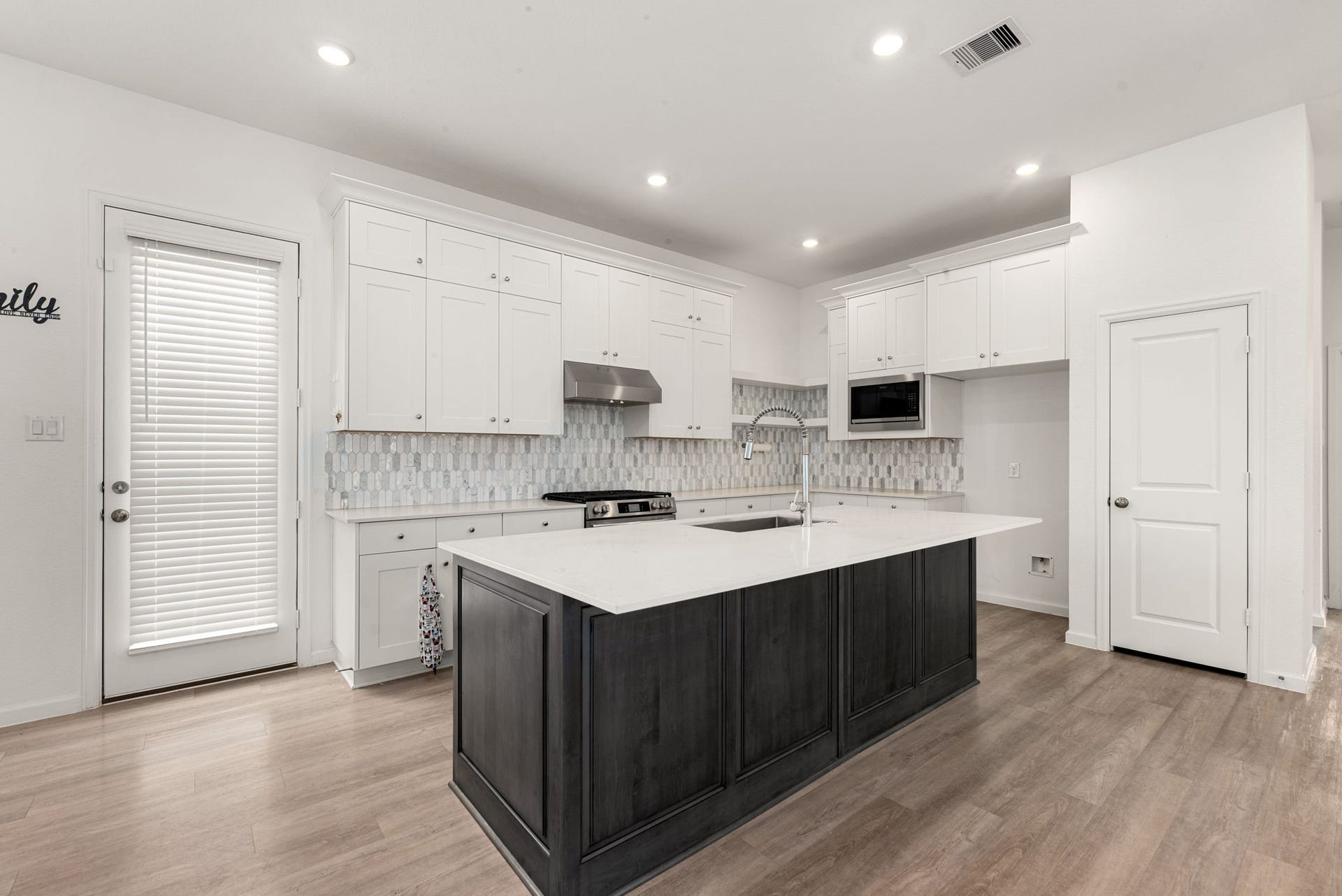 3024 Andiamo Lane, Katy, TX 77493 3024 Andiamo Lane, Katy, TX 77493