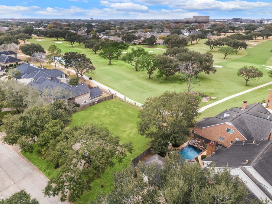Property photo for 1312 Sugar Creek Boulevard, Sugar Land, TX