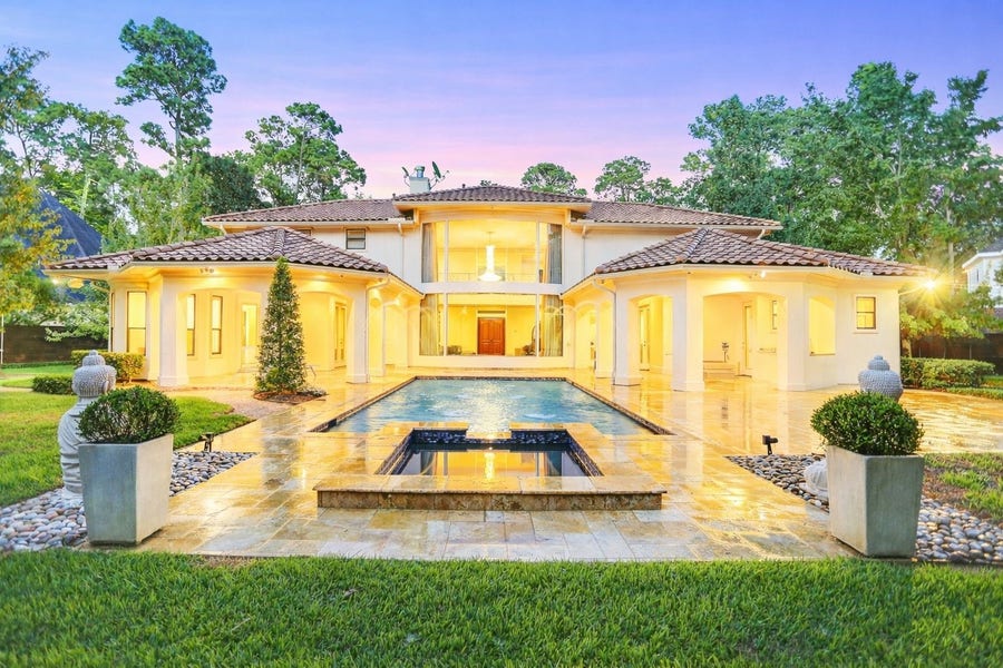 Property photo for 24 E Shady Lane, Houston, TX
