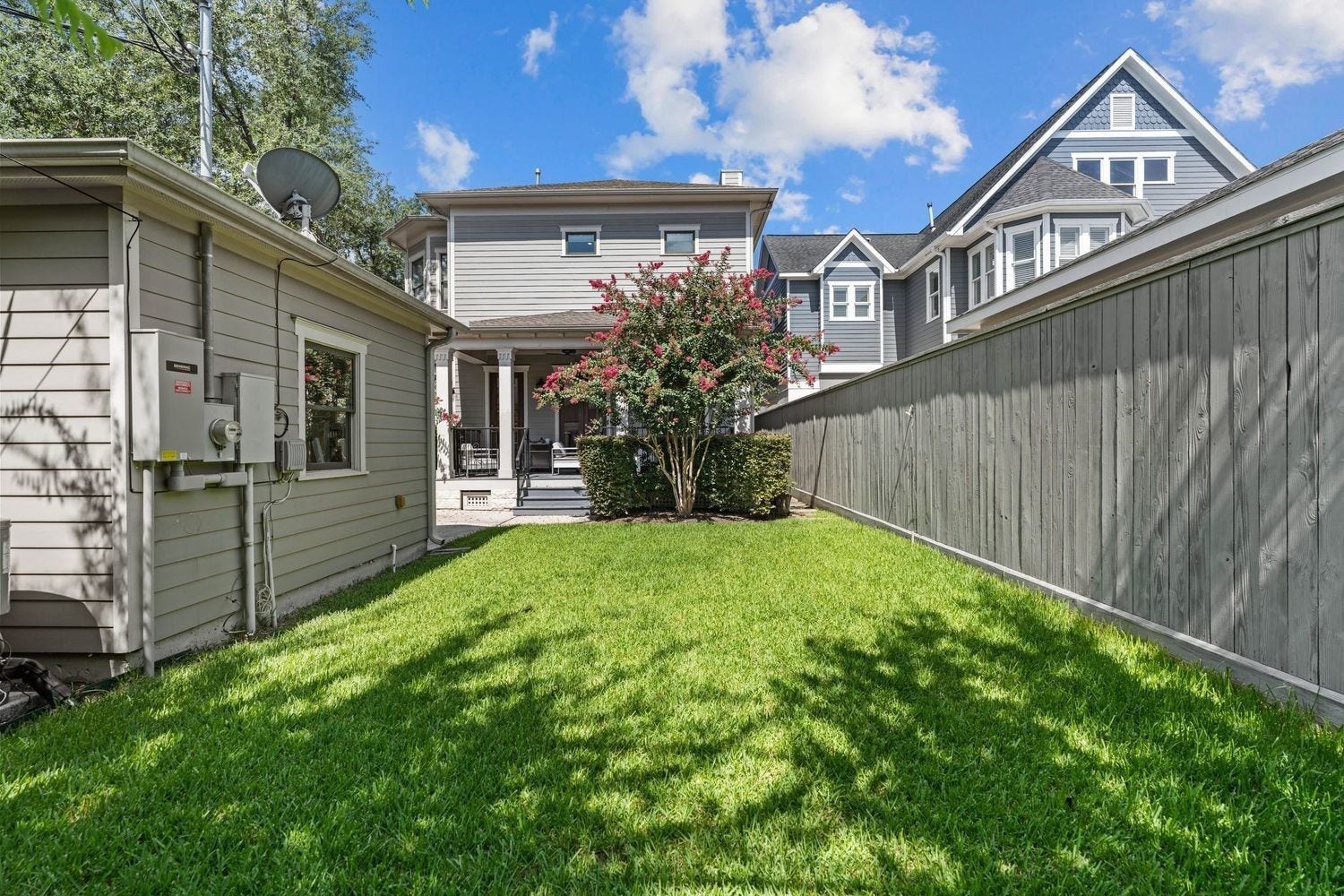 2012 Harvard Street, Houston, TX 77008 There is plenty of green space to add a pool in the future.