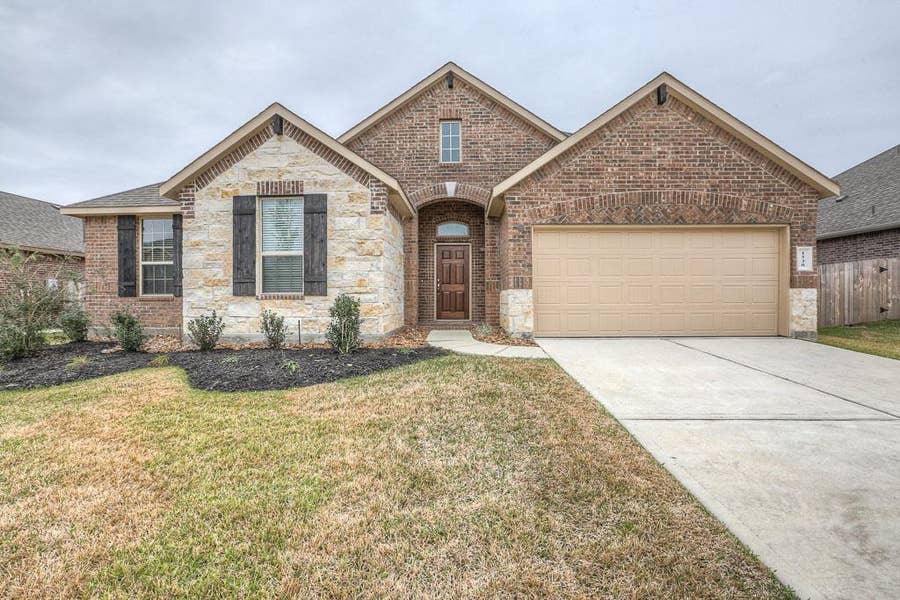 Property photo for 1530 Heartwood Drive, Conroe, TX