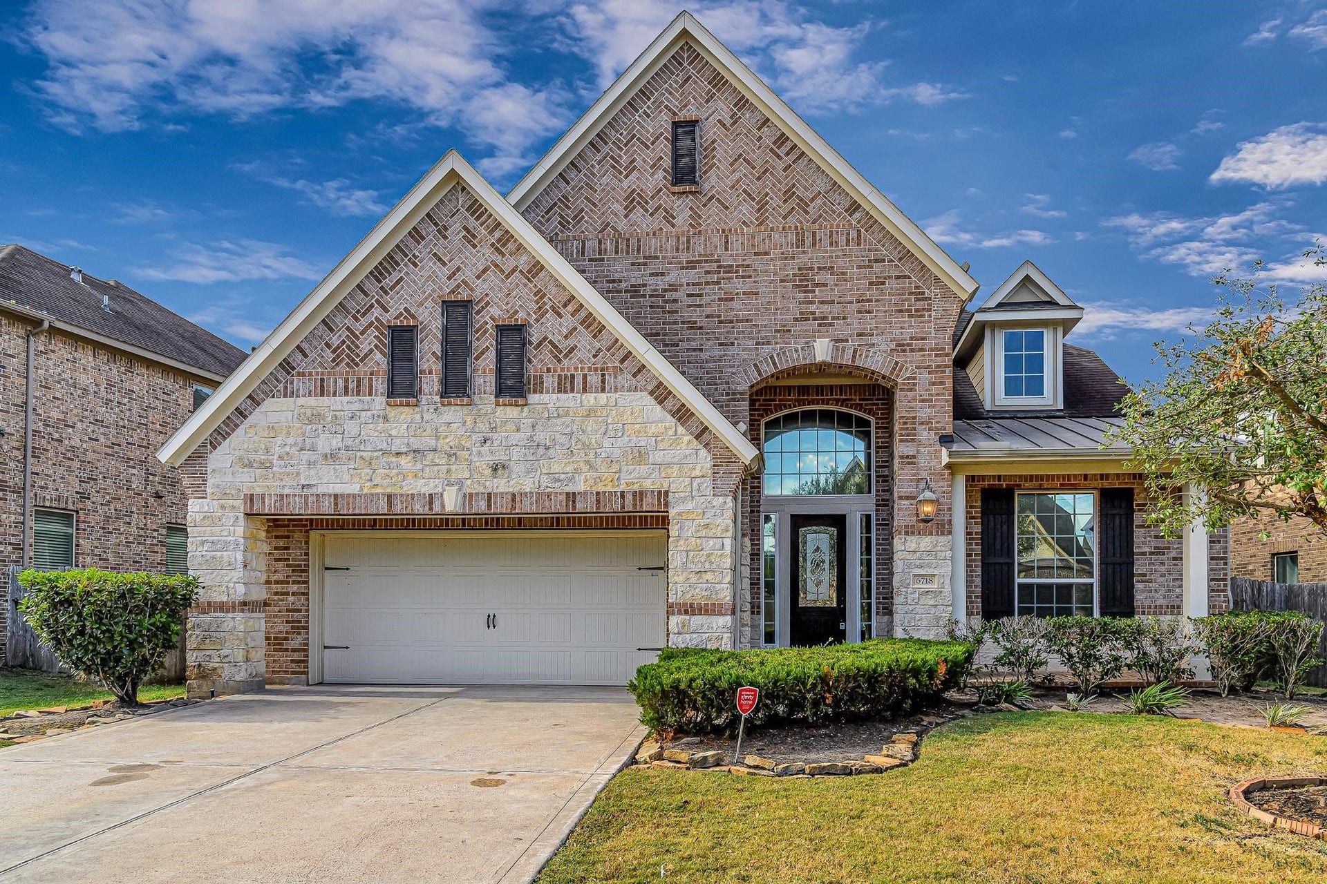 6718 Miller Shadow Lane, Sugar Land, TX 77479 6718 Miller Shadow Lane, Sugar Land, TX 77479