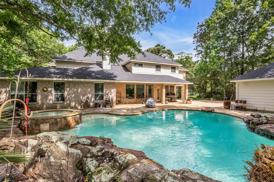 Property photo for 10419 Clubhouse Circle, Magnolia, TX