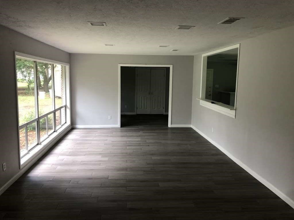 3515 Elm Drive, Dickinson, TX 77539 3515 Elm Drive, Dickinson, TX 77539