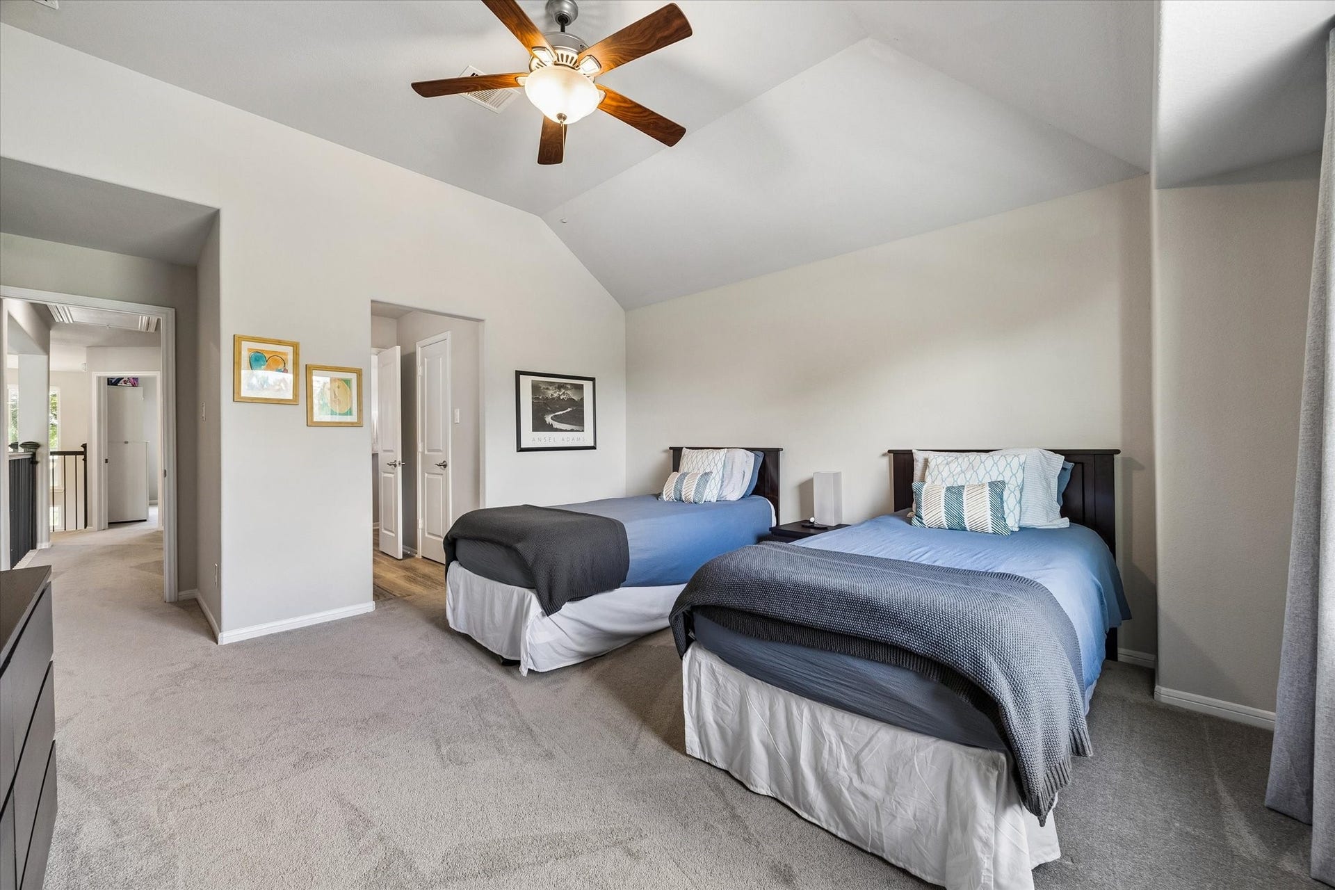 21322 Prairie Plains Lane, Richmond, TX 77406 Oversized secondary bedroom with plenty of natural light and large closet space