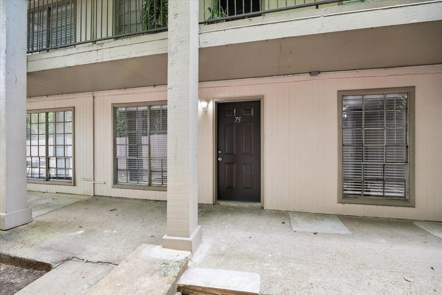 Property photo for 2790 W T C Jester Boulevard, #75, Houston, TX