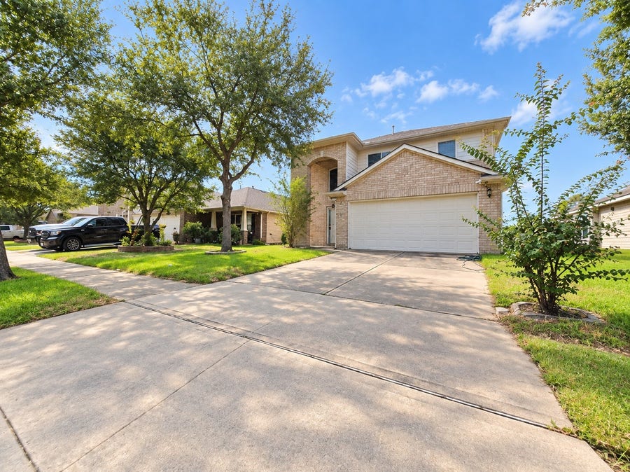 Property photo for 6923 Hampden Point Ct, Houston, TX