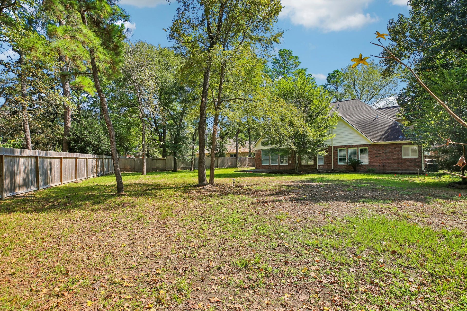 14 Guinevere Place, The Woodlands, TX 77384 14 Guinevere Place, The Woodlands, TX 77384