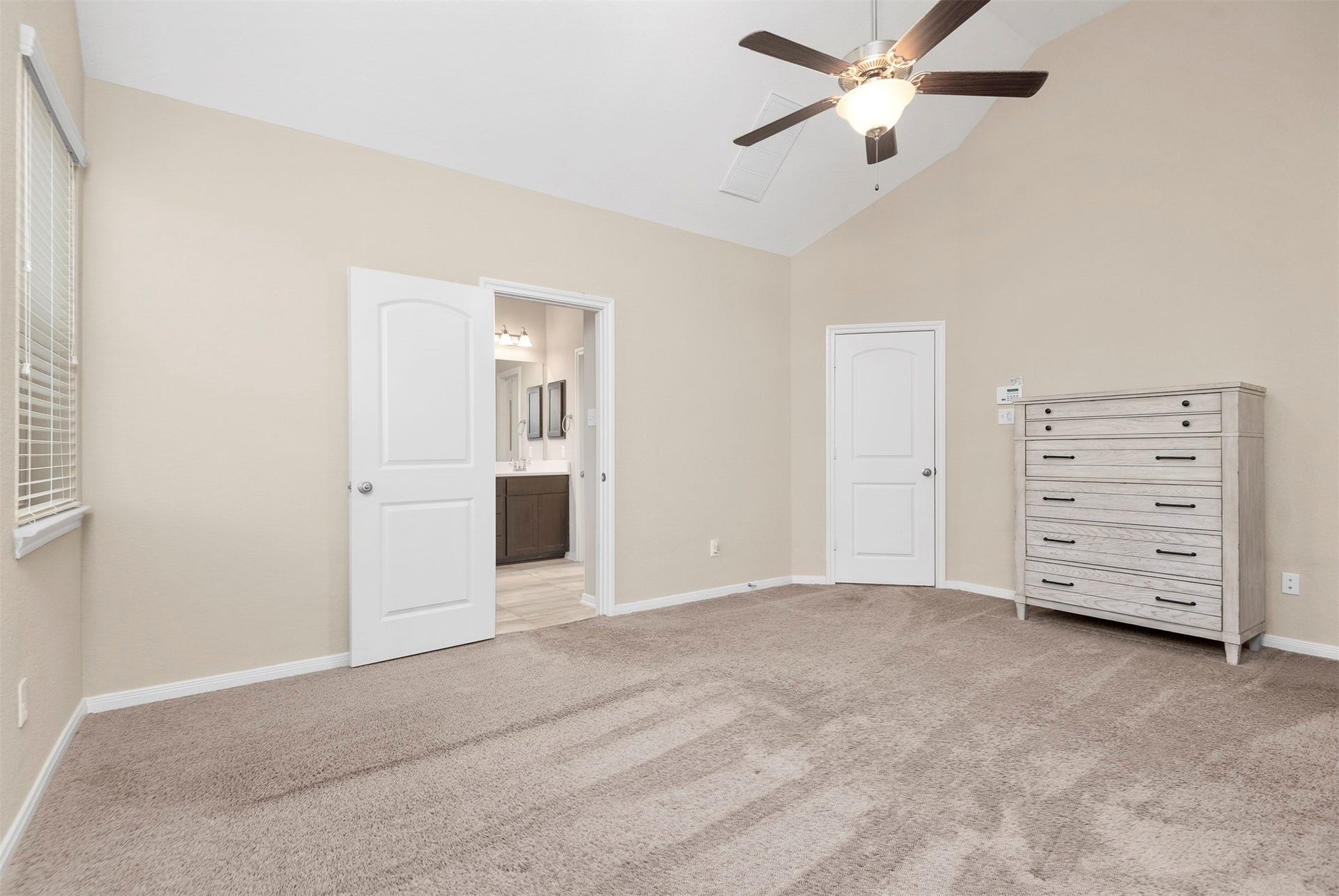 335 Biltmore Loop, Montgomery, TX 77316 335 Biltmore Loop, Montgomery, TX 77316