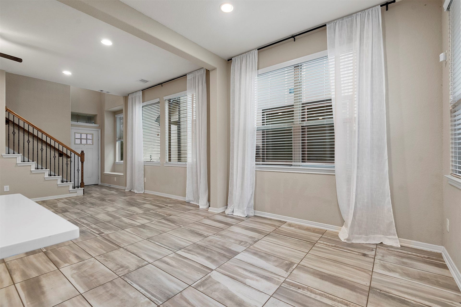 335 Biltmore Loop, Montgomery, TX 77316 335 Biltmore Loop, Montgomery, TX 77316