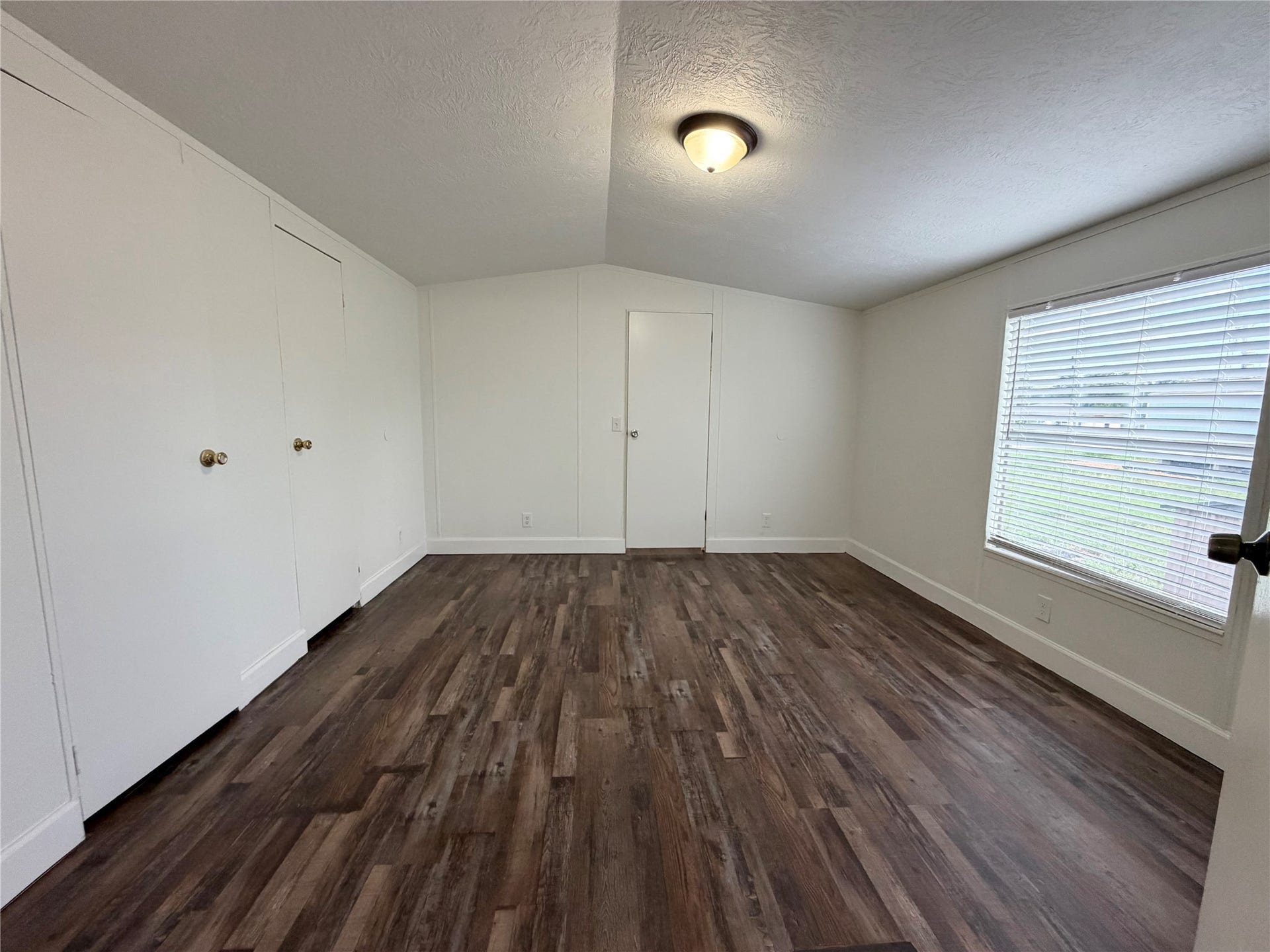 5323 N Redell Road, Baytown, TX 77521 5323 N Redell Road, Baytown, TX 77521