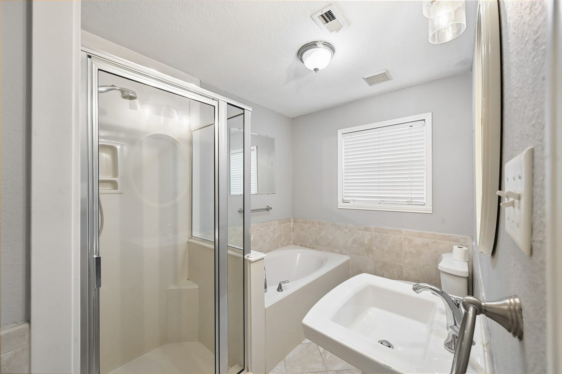 5314 Angelo Street, Houston, TX 77009