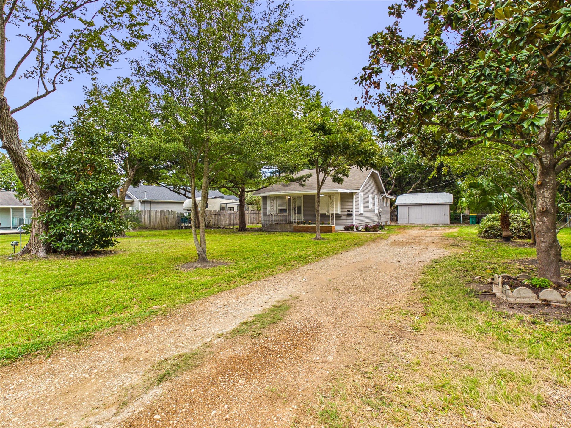917 Laurel Street, La Marque, TX 77568 917 Laurel Street, La Marque, TX 77568