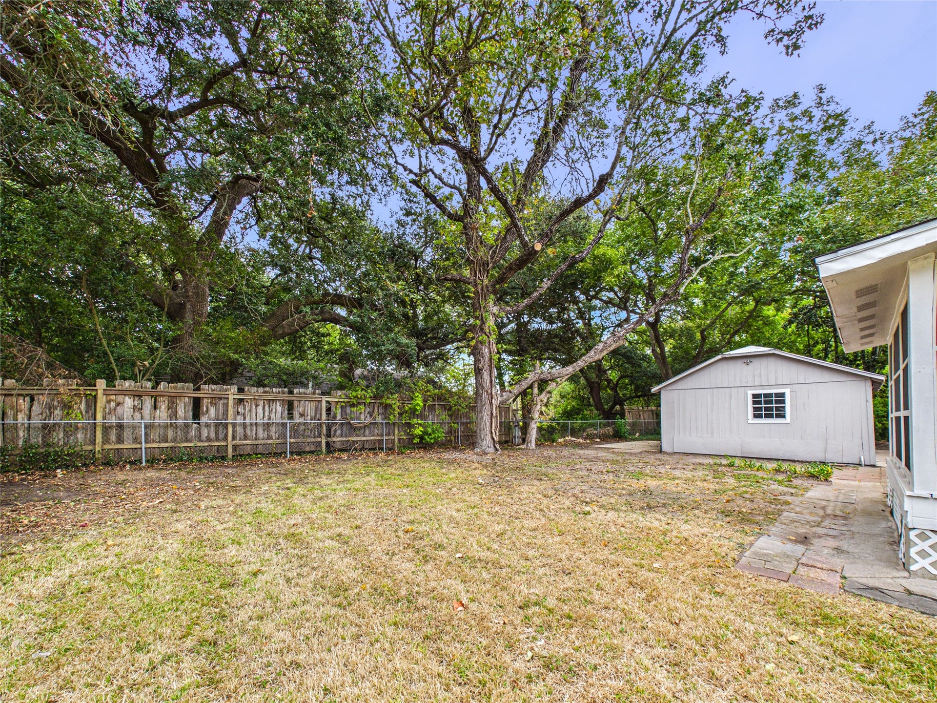 917 Laurel Street, La Marque, TX 77568 917 Laurel Street, La Marque, TX 77568
