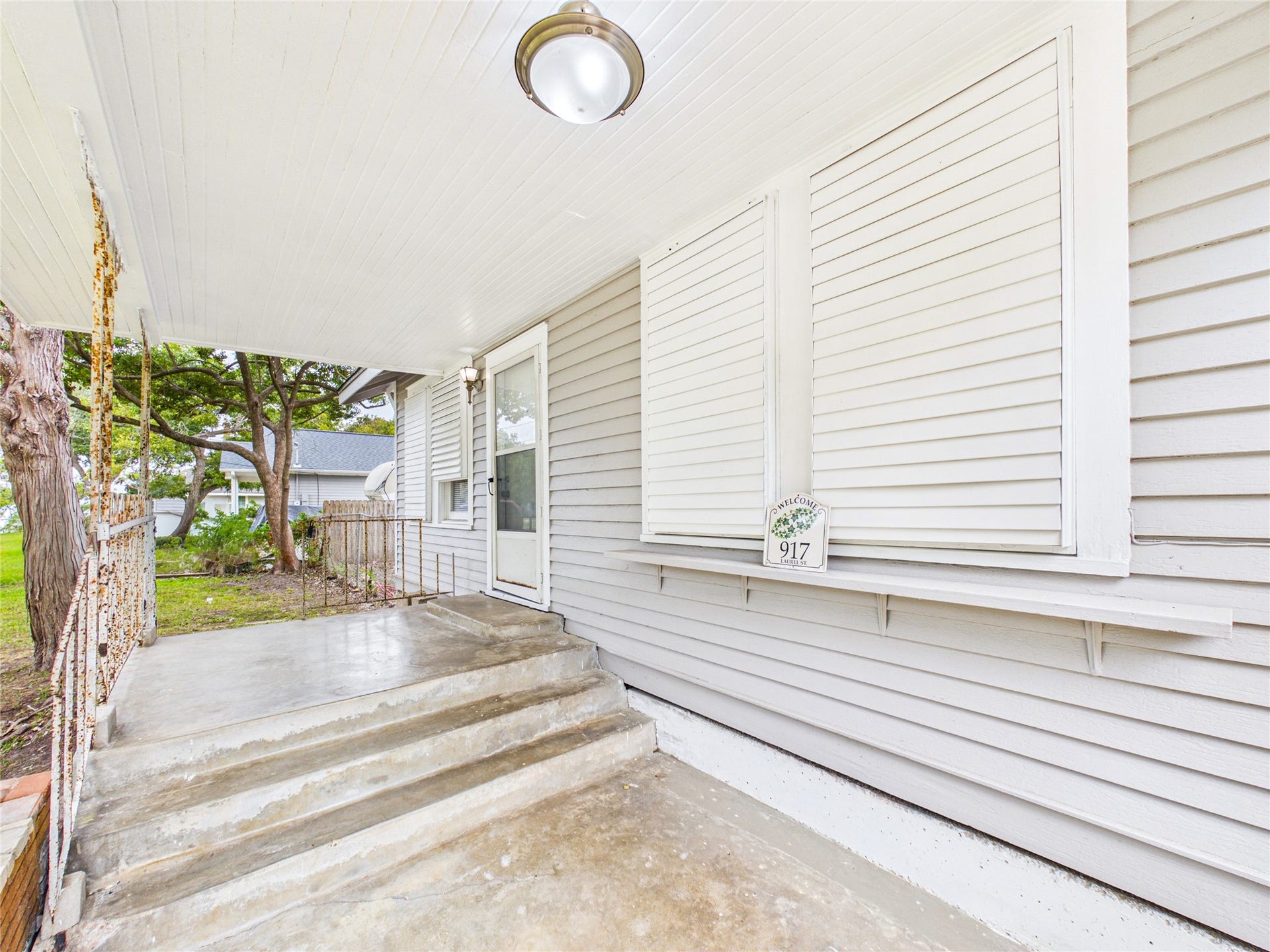 917 Laurel Street, La Marque, TX 77568 917 Laurel Street, La Marque, TX 77568