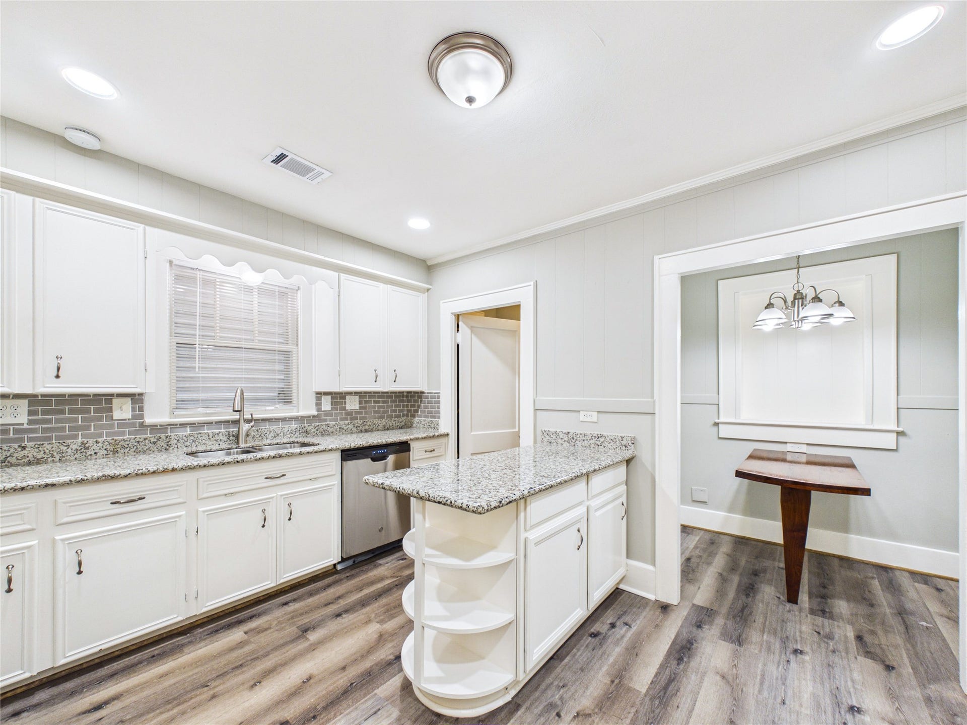 917 Laurel Street, La Marque, TX 77568 917 Laurel Street, La Marque, TX 77568
