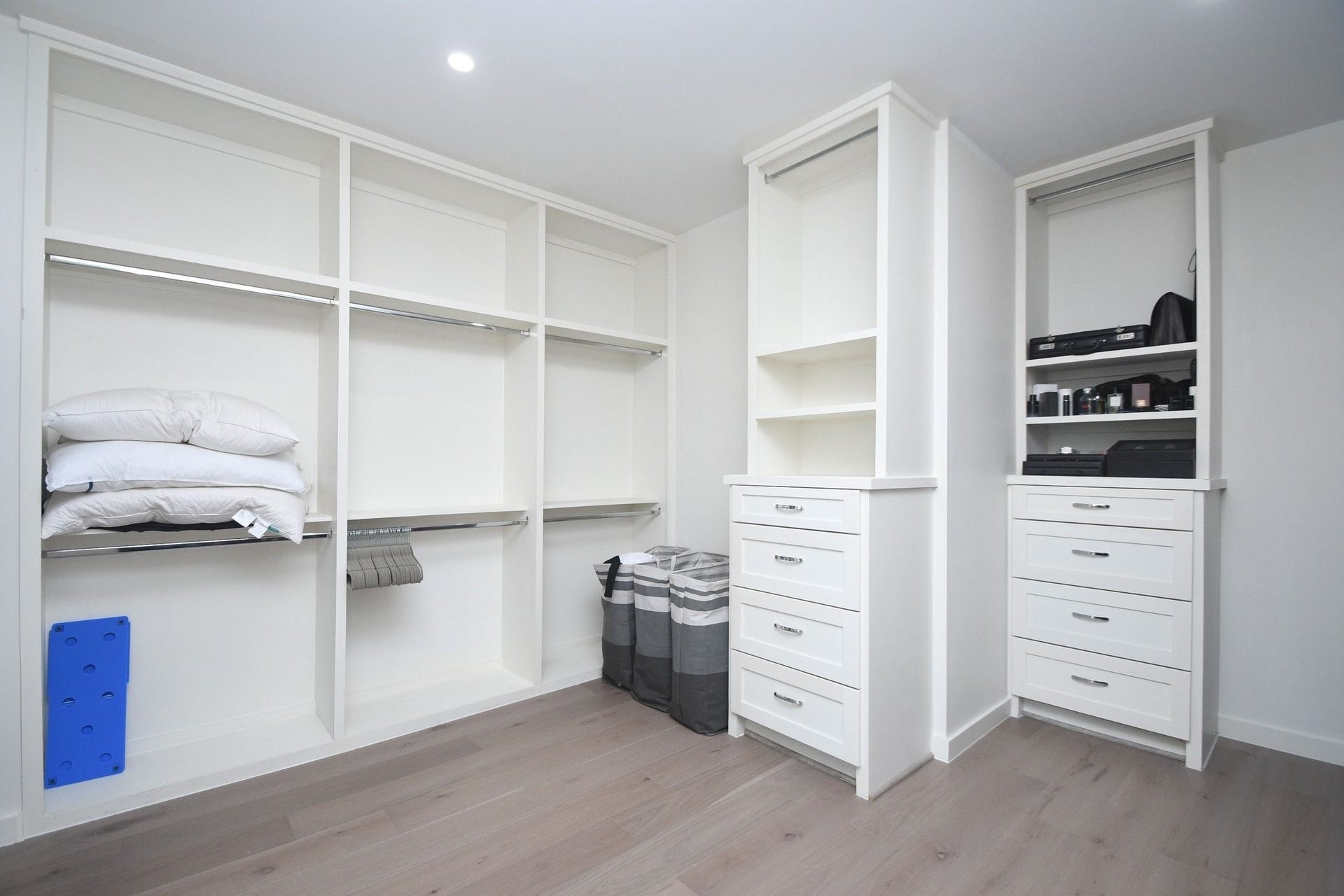 4031 Lanark Lane, #B, Houston, TX 77025 Another angle of the spacious walk in closet.