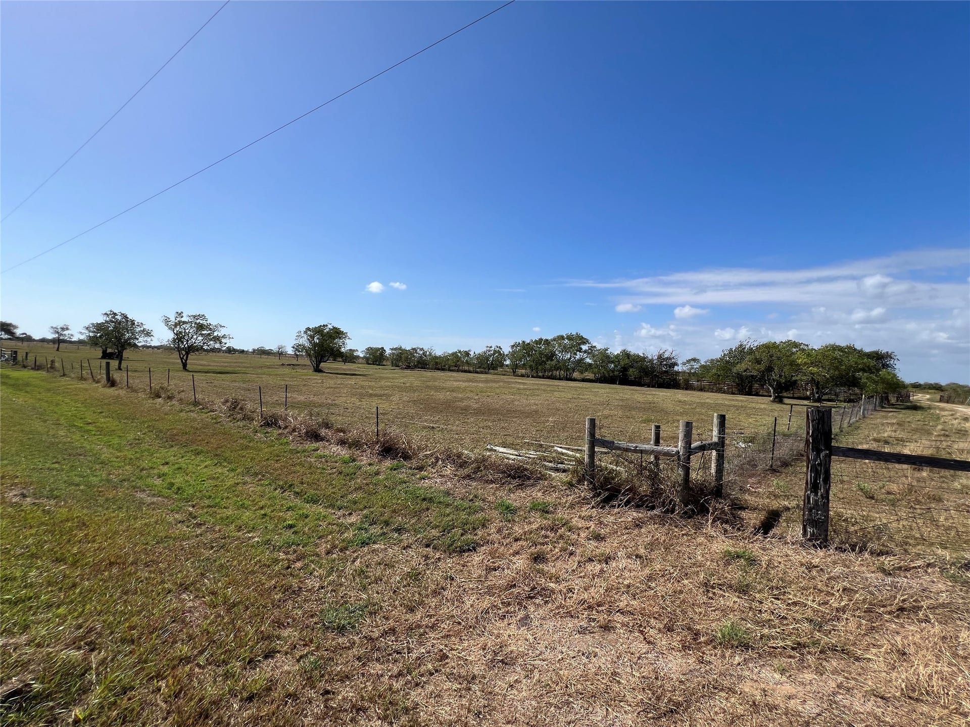 000 Redfish Drive, Hitchcock, TX 77563 000 Redfish Drive, Hitchcock, TX 77563