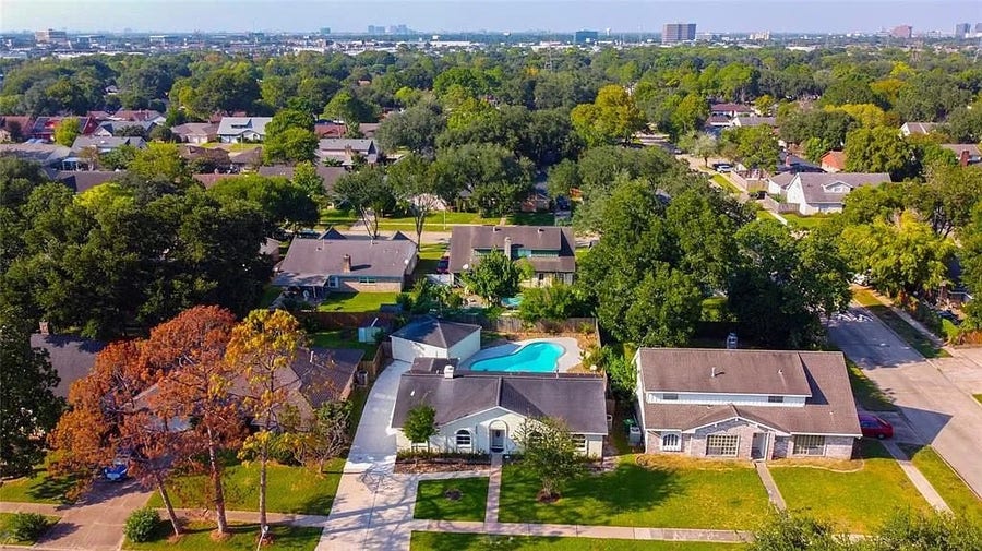 Property photo for 9306 Bankside Drive, Houston, TX