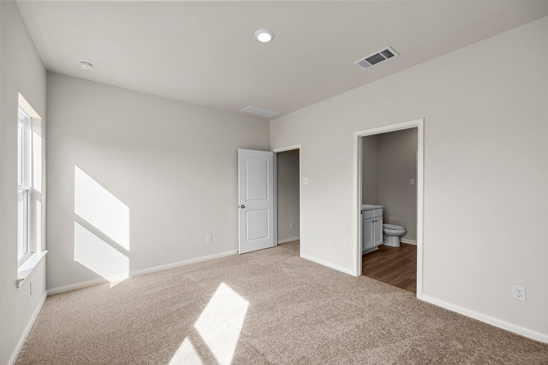 6414 Autumn Equinox Drive, Houston, TX 77048 The primary bedroom is the perfect place to relax after a long day.
