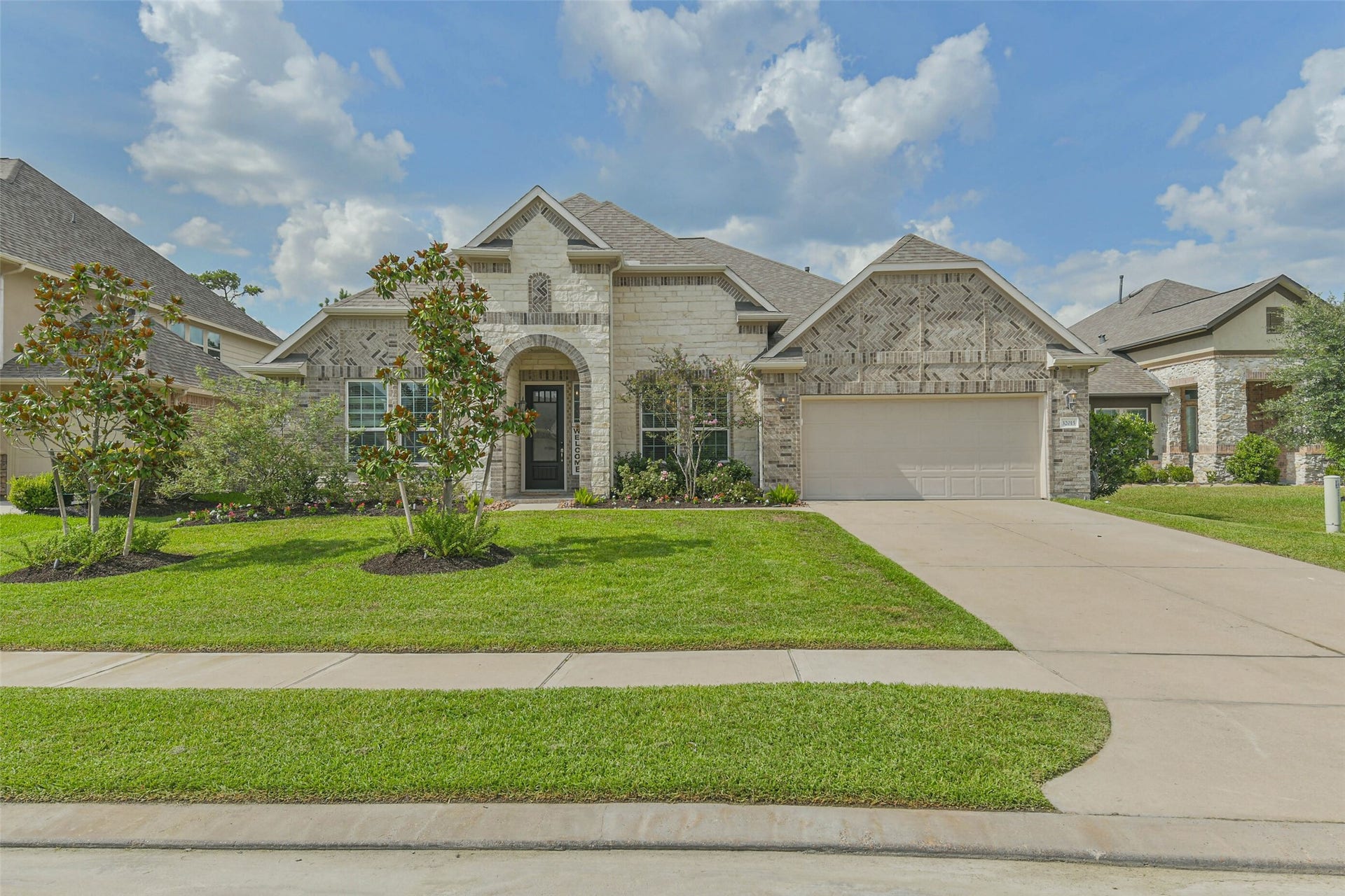 32015 Autumn Orchard Lane, Conroe, TX 77385 32015 Autumn Orchard Lane, Conroe, TX 77385
