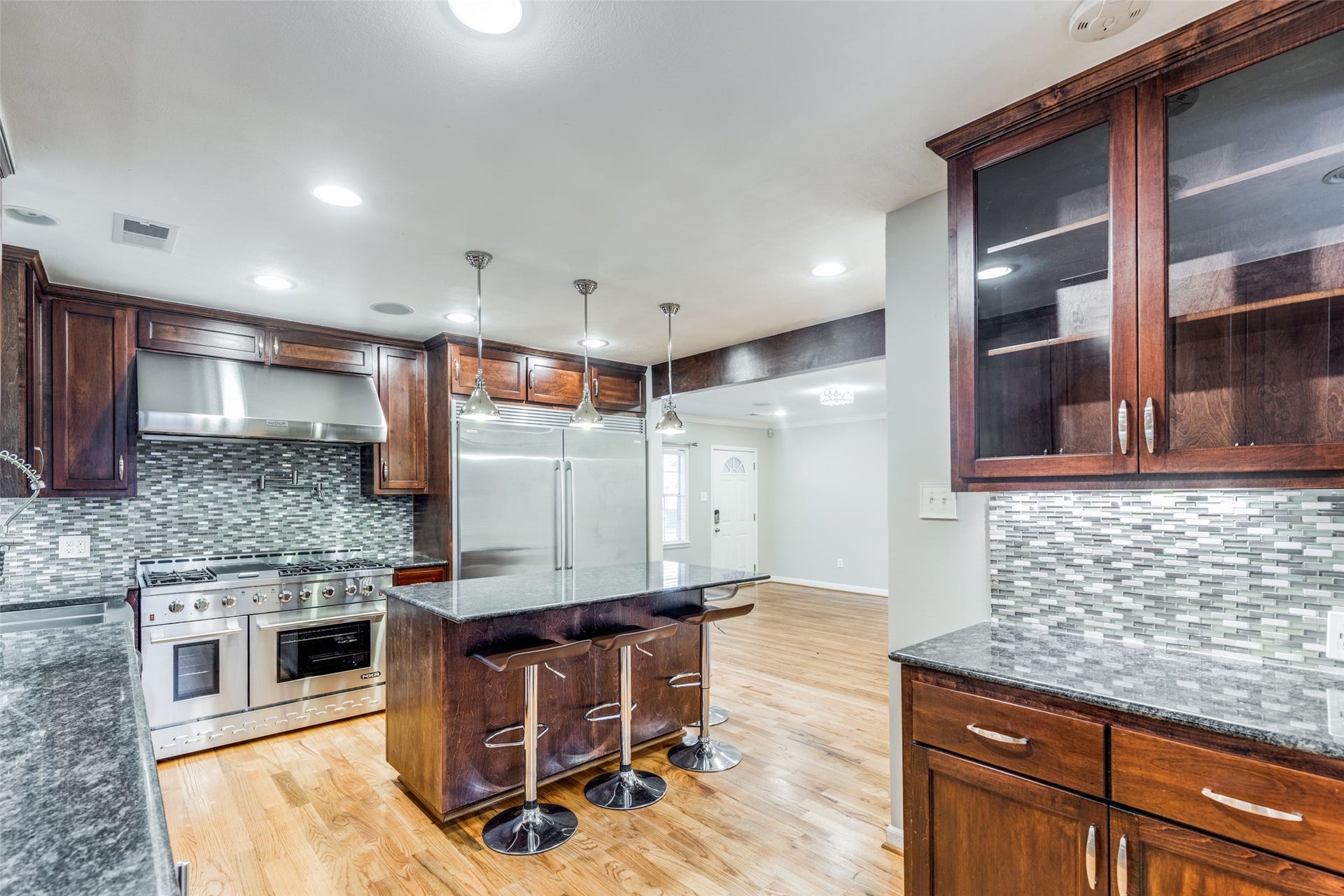 4035 Oak Ridge Street, Houston, TX 77009 4035 Oak Ridge Street, Houston, TX 77009