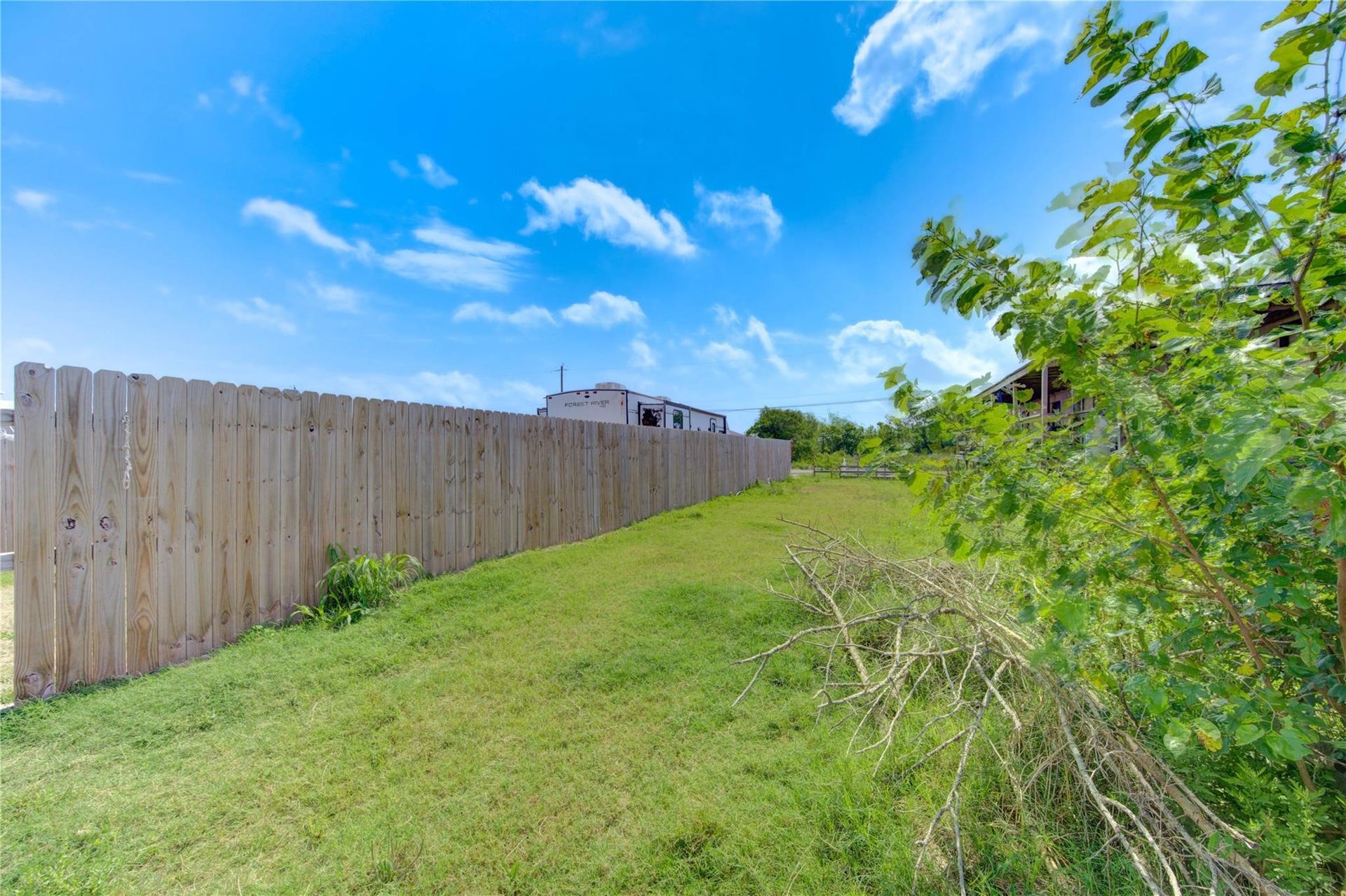 936 13th Street, Dickinson, TX 77539 936 13th Street, Dickinson, TX 77539