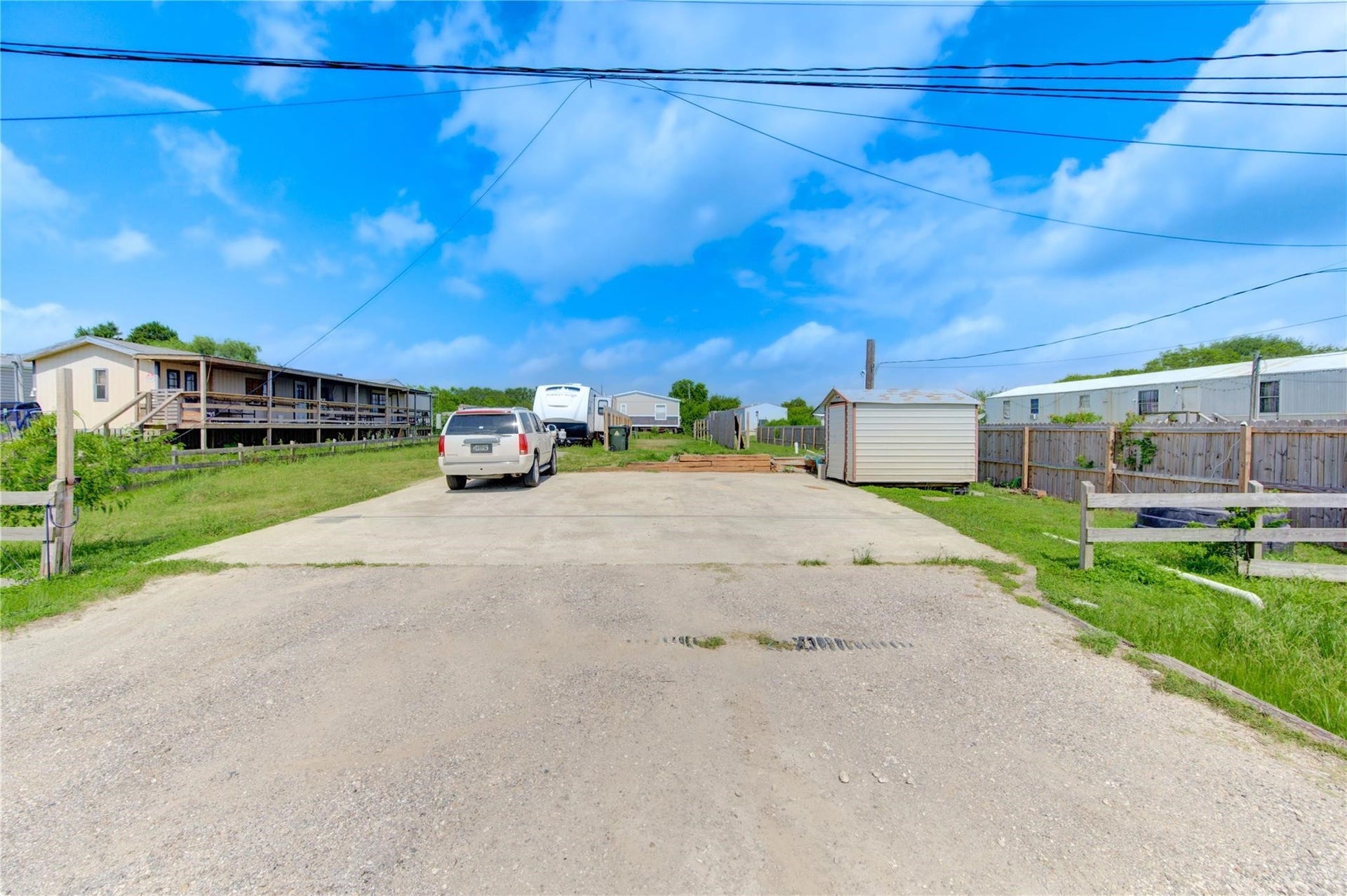 936 13th Street, Dickinson, TX 77539 3 available lots. 1 is rented already