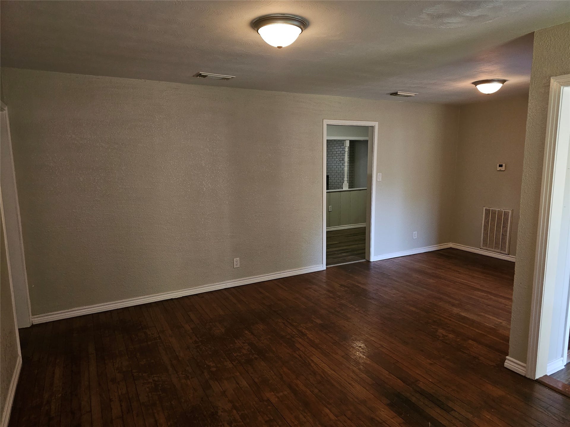 1909 2nd Avenue N, Texas City, TX 77590 1909 2nd Avenue N, Texas City, TX 77590