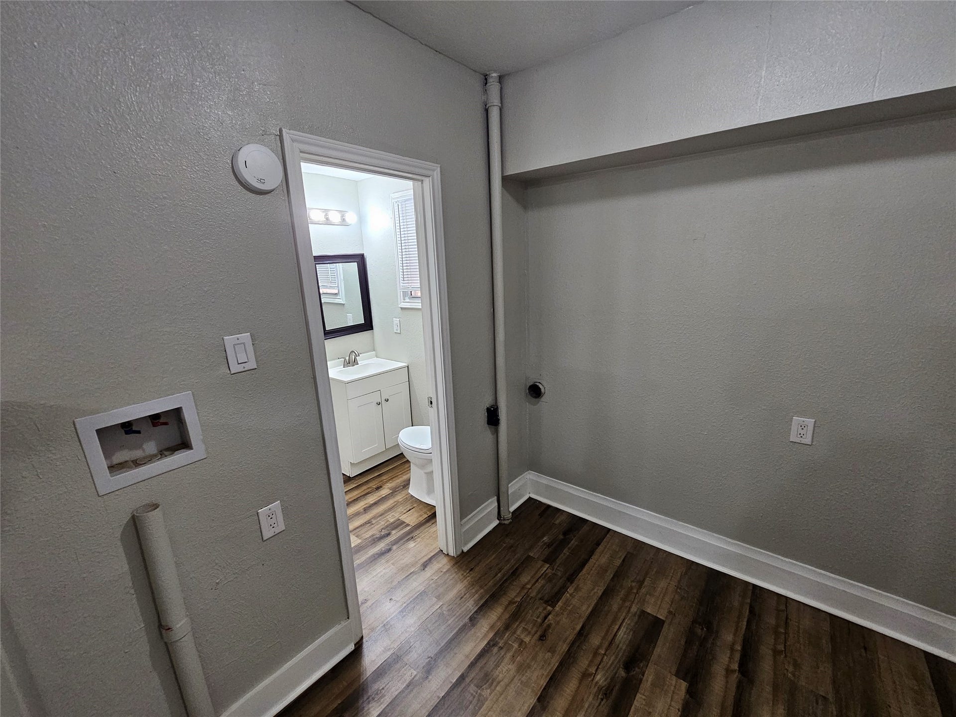 1909 2nd Avenue N, Texas City, TX 77590 1909 2nd Avenue N, Texas City, TX 77590