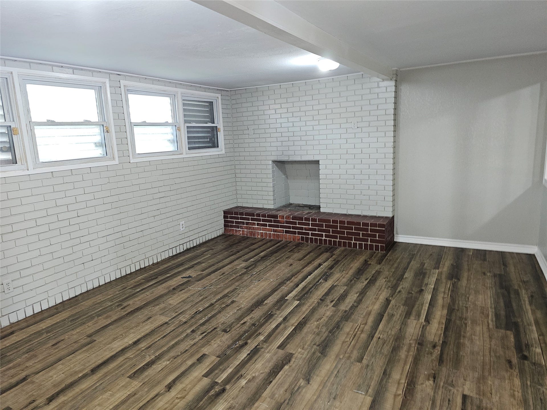 1909 2nd Avenue N, Texas City, TX 77590 1909 2nd Avenue N, Texas City, TX 77590