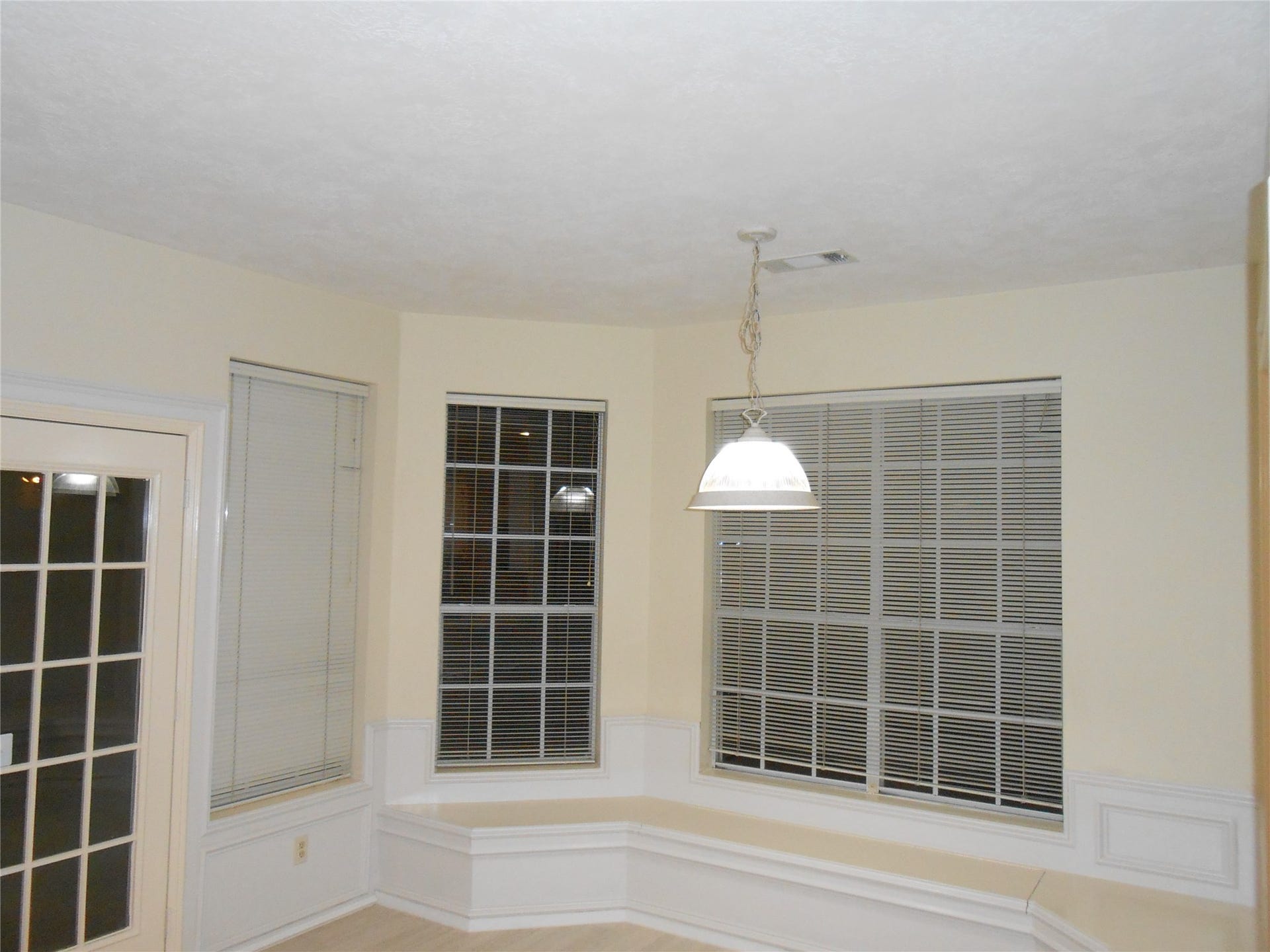 18 Crescent View Court, The Woodlands, TX 77381 18 Crescent View Court, The Woodlands, TX 77381