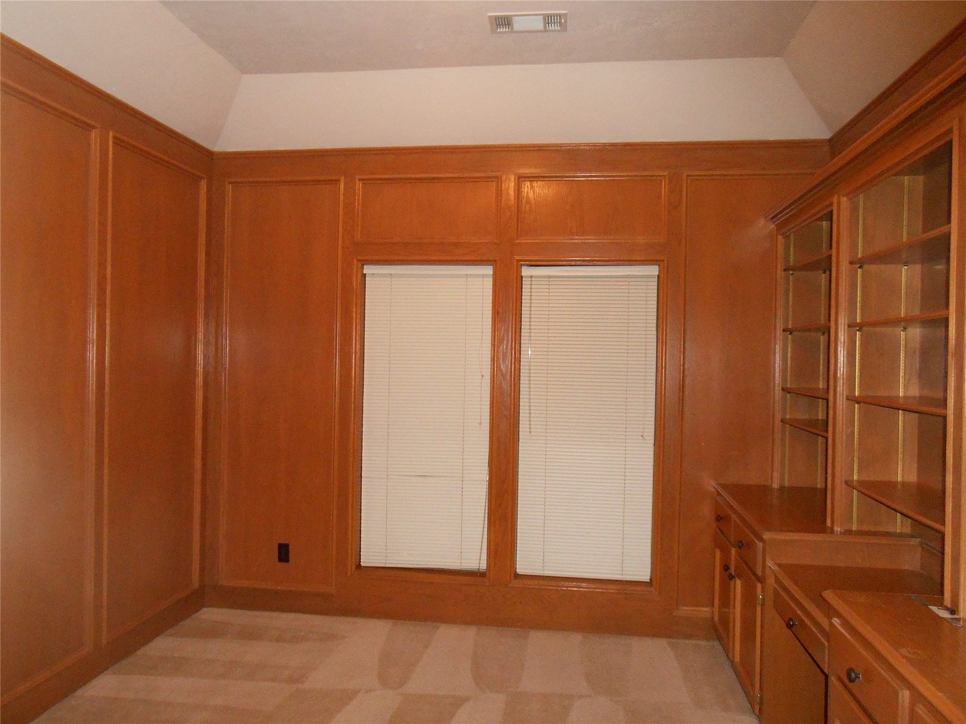 18 Crescent View Court, The Woodlands, TX 77381 18 Crescent View Court, The Woodlands, TX 77381