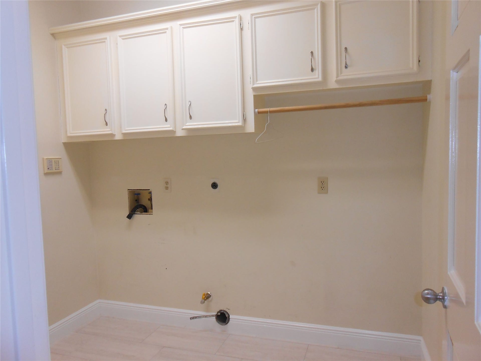 18 Crescent View Court, The Woodlands, TX 77381 18 Crescent View Court, The Woodlands, TX 77381