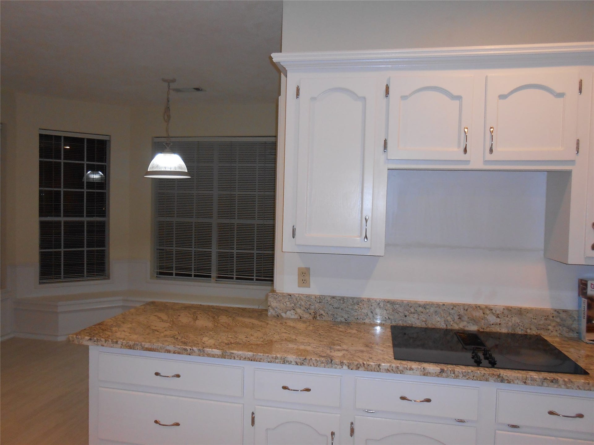 18 Crescent View Court, The Woodlands, TX 77381 18 Crescent View Court, The Woodlands, TX 77381