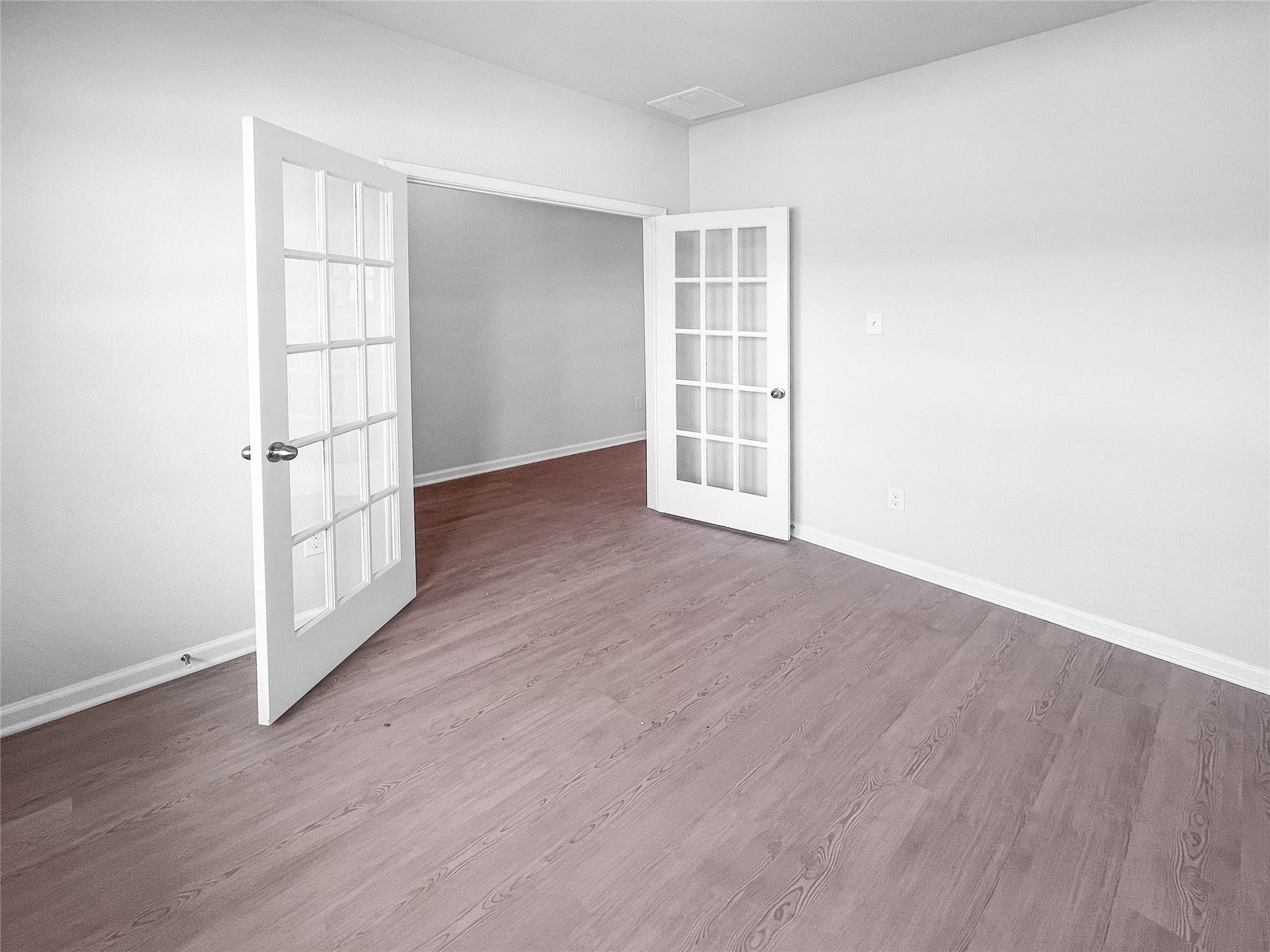 3442 Brushy Marsh Drive, Richmond, TX 77406 The Waring III- Study with French doors.l Sample image for illustration; upgrades, options, and colors may vary.