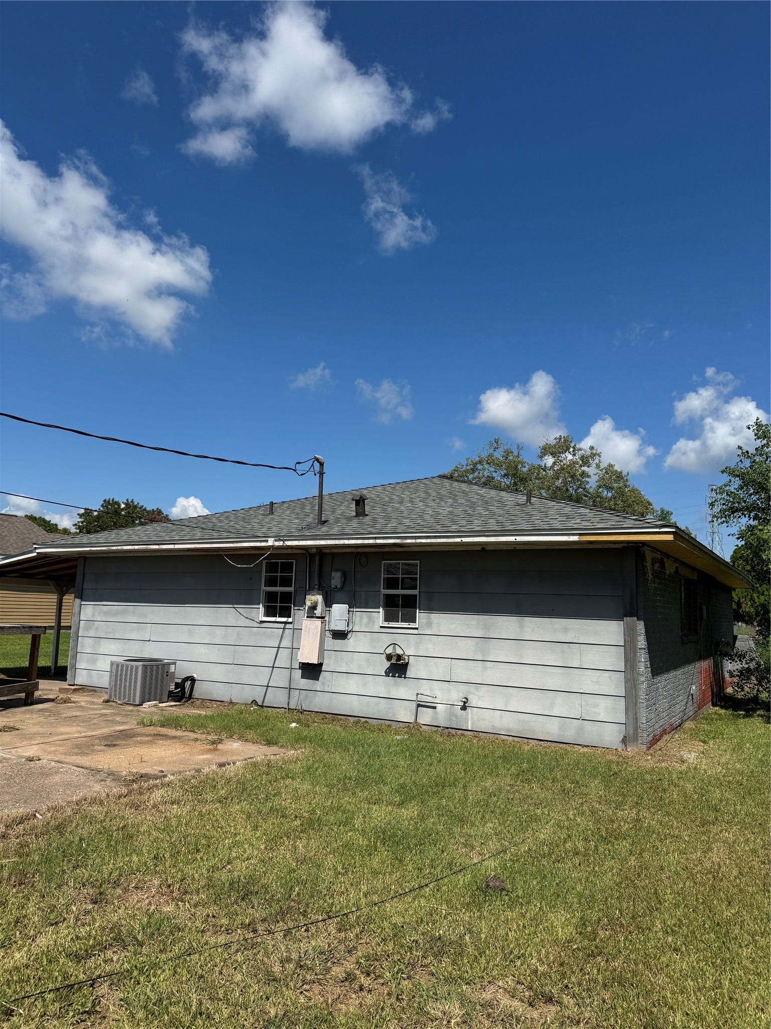 1601 N Avenue T, Freeport, TX 77541